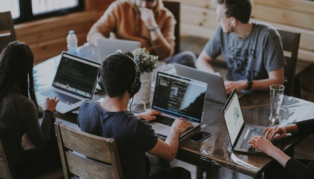 400+ Clients. 6 Countries. 1 Rule — No Readymade Software, Ever.