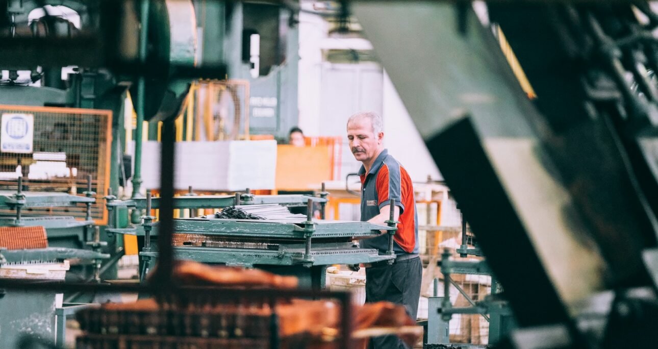 Inventory and Wastage Tracking Software for Glass Processing Units in Punjab